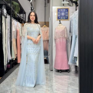 ชุดราตรีสีฟ้า อก 36/ เอว 30/ สะโพก 40